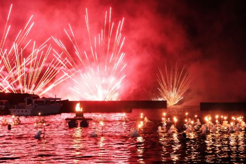 佳作海女の大夜泳の画像