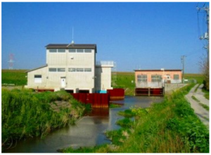 江川排水機場の外壁 江川排水機場の外壁