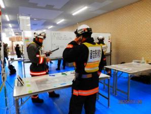 消防現地指揮本部における調整（習志野市会場）