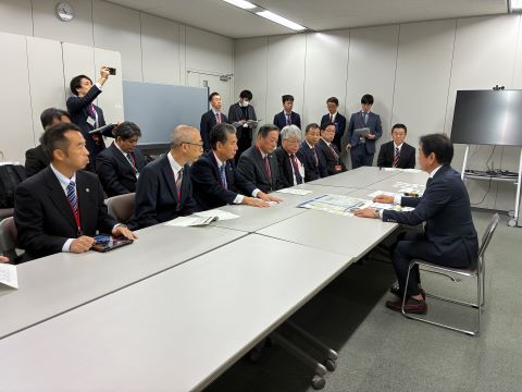 道路環境対策技術分析官と面談