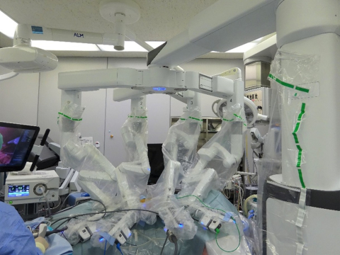ロボット支援腹腔鏡下腎部分切除術