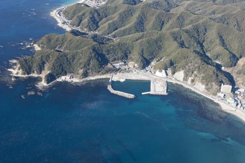 小湊漁港寄浦地区写真