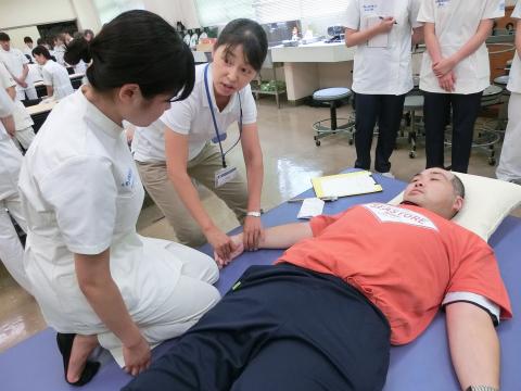 臨床実習前の評価実技実習