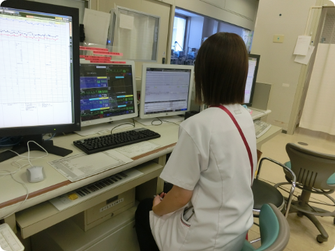 CCUで働く様子1