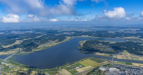 印旛沼を上空から撮影した写真