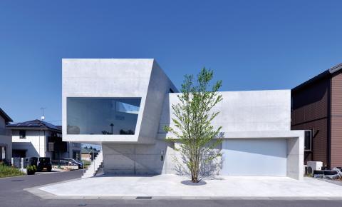 House in TSUTSUMINO