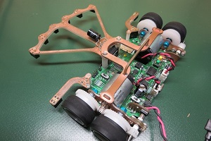 マイクロマウスロボトレース競技ロボット