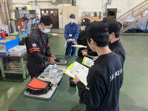 いすゞエルフ2 定期交換部品について