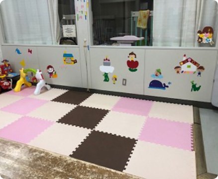 6階東病棟のキッズスペースの写真