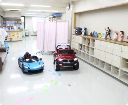 手術室前の待合スペースの写真