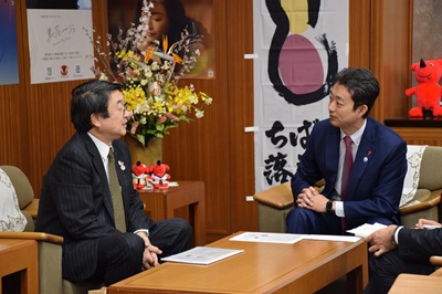 板垣大使と知事の面談