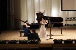 マグノリアコンサート等で活躍する小嶋沙織さんによるヴァイオリン演奏