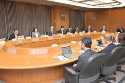 第2回米国の追加関税措置に係る庁内連絡会議の写真