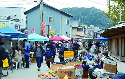 出張かつうら朝市