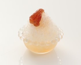 いちごと白みりんのかき氷