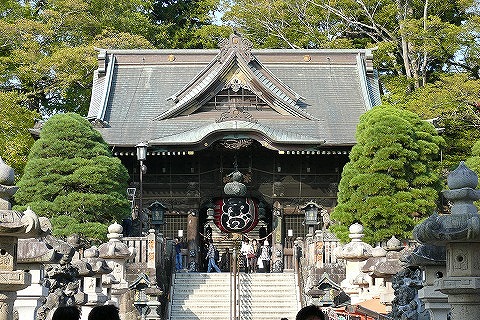 新勝寺仁王門