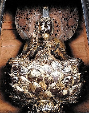 木造聖観世音菩薩坐像