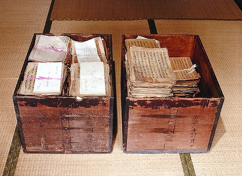 鎌倉時代 和泉国寺門大般若経 弘安六年現音寺蓮性