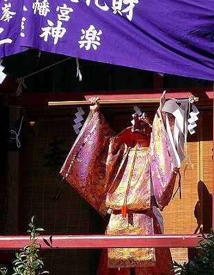 鶴峯八幡の神楽