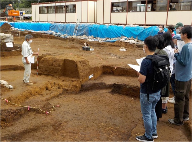 国府台遺跡見学会3