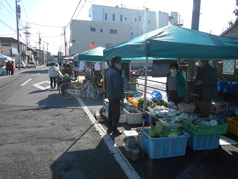 多くのお店が出店していましたの写真