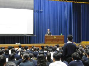 積極的な質問が行われている様子の画像