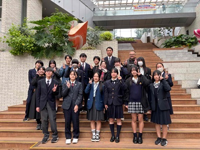 委員の集合写真