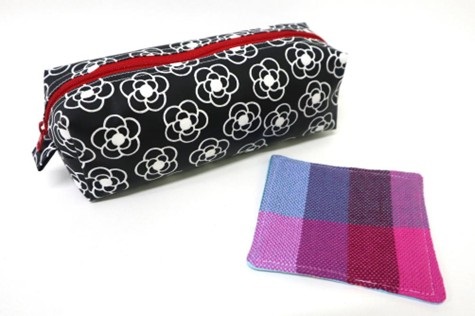 湖北特支作品コースターとポーチ