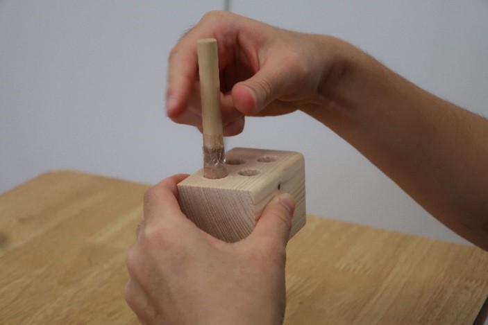 木工班　「ペン立て」作成の様子