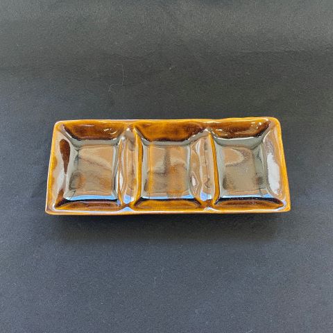 高等部　陶芸班　「お皿」の写真