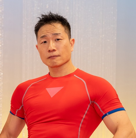 講師の谷本道哉氏の写真