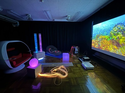 スヌーズレン部屋の様子