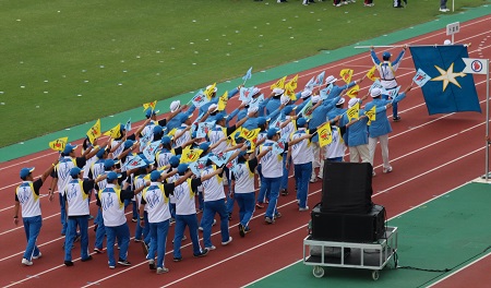 開会式の選手団入場時の画像