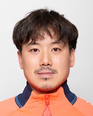 塩谷吉寛選手の写真