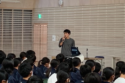 鈴木選手の自己紹介。