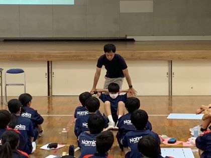 ストレッチの実演