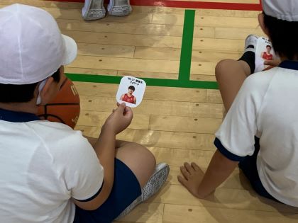 最初のアイスブレークカードゲーム