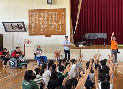 活動の様子の写真