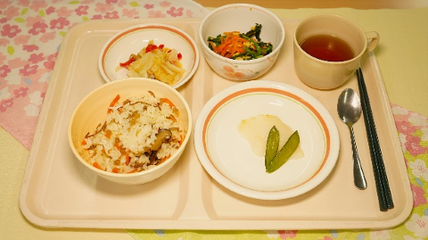 夕食
