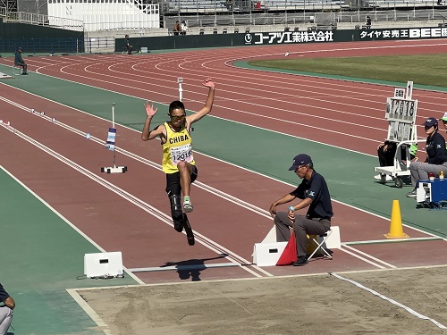 陸上走り幅跳び