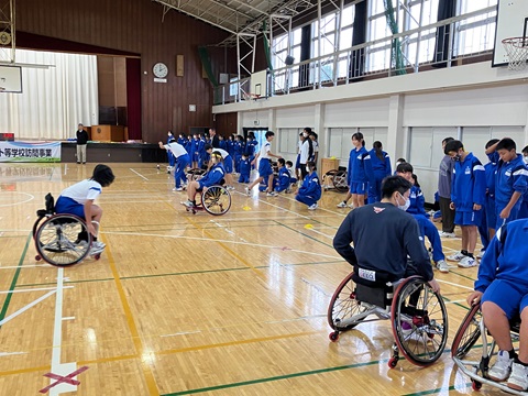 車いす乗車体験
