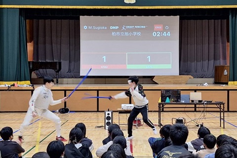 日本代表選手に挑戦するチャレンジマッチ(柏市立旭小学校)