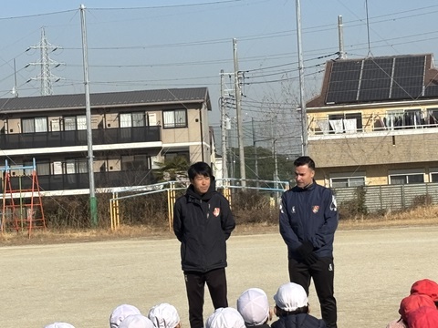 露木コーチとロドリゴ選手の紹介