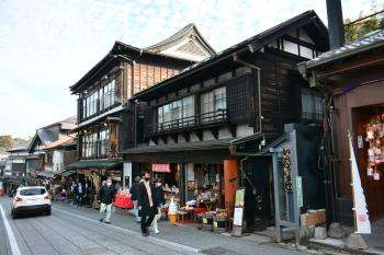 伝統的なだしげたづくりで建てられた店舗