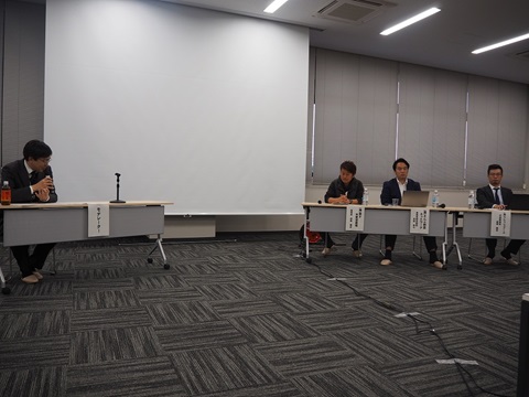パネルディスカッションの写真