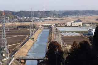 第2導水路（吐水槽から栗山川を望む）