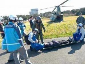 他病院へのヘリコプターによる搬送（航空自衛隊）
