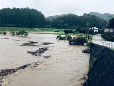 大雨による冠水被害の画像