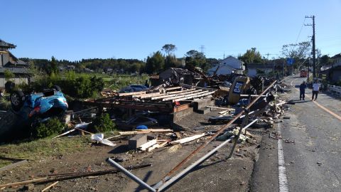 市原市の竜巻と推定される被害の画像