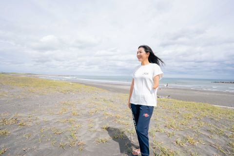 高尾氏の写真（海背景２）